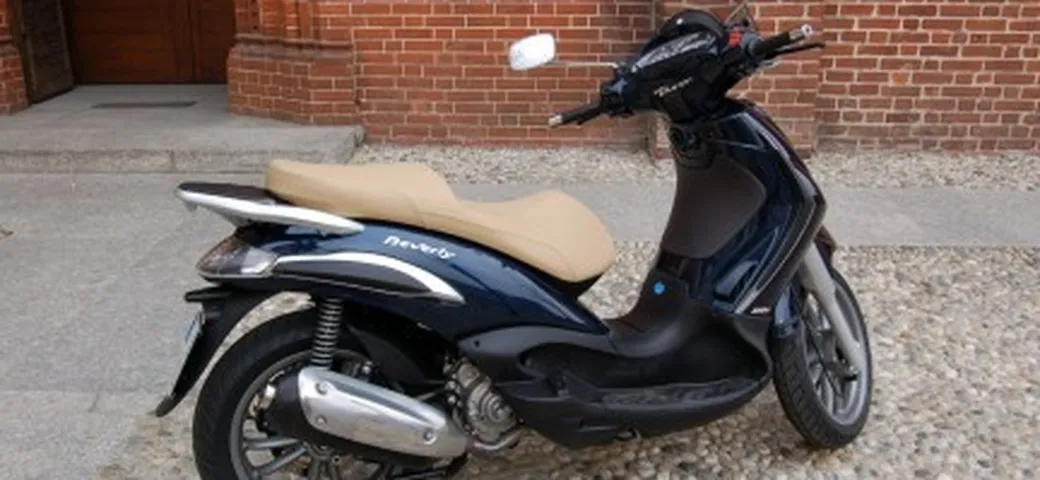 Prova Piaggio Beverly Tourer 250 e 400