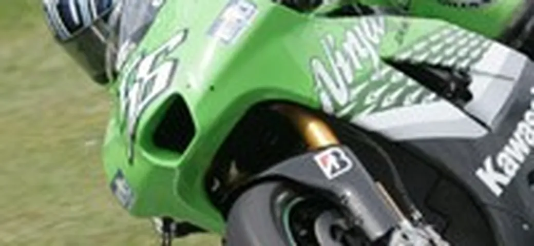 MotoGP: Shinya Nakano primo nelle libere, brutto incidente per Rossi!