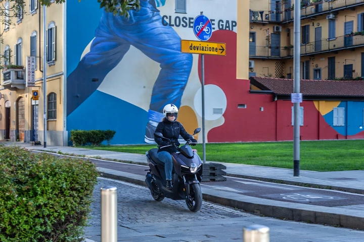 ingrandisci immagine
