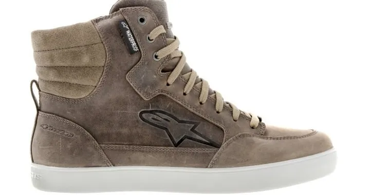 Alpinestars: giacca Stella T-Jaws e scarponcini J-6 2015