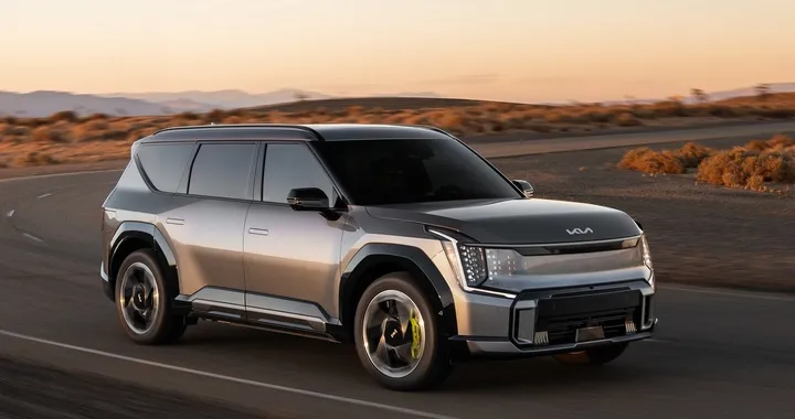 Kia EV9 GT: potenza elettrica da 508 CV al Salone di Los Angeles