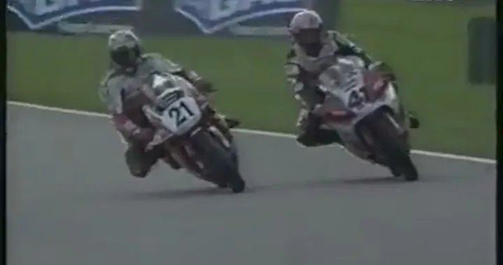 Haga VS Bayliss Assen 2000