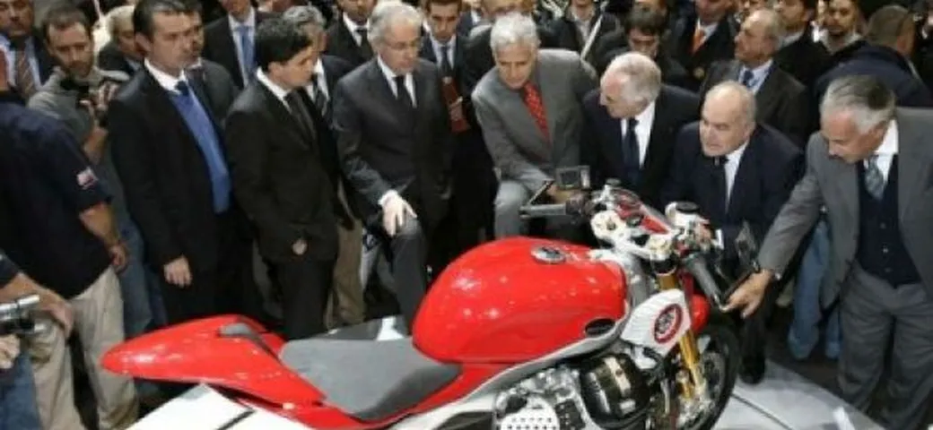 Gruppo Piaggio chiude il 2009 in netta crescita e con il 30,2% del mercato italiano