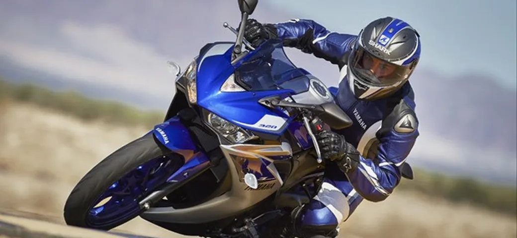 Yamaha YZF-R3 2015: caratteristiche e prezzo [video]