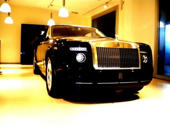 Rolls Royce Phantom Coupè a Milano