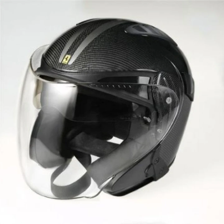Ferrari 430 Scuderia: ecco il casco dedicato