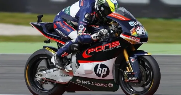 Moto2, Sachsenring: Pol Espargaro il più veloce nella FP2 prima della pioggia