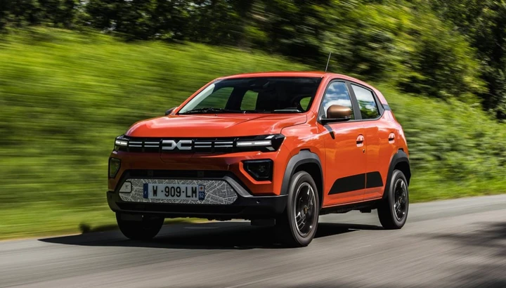 Dacia conserva la Spring in listino, nonostante la Renault Twingo elettrica