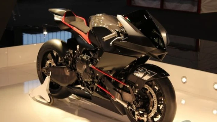 Vyrus 986 M2 live al Motor Bike Expo 2011