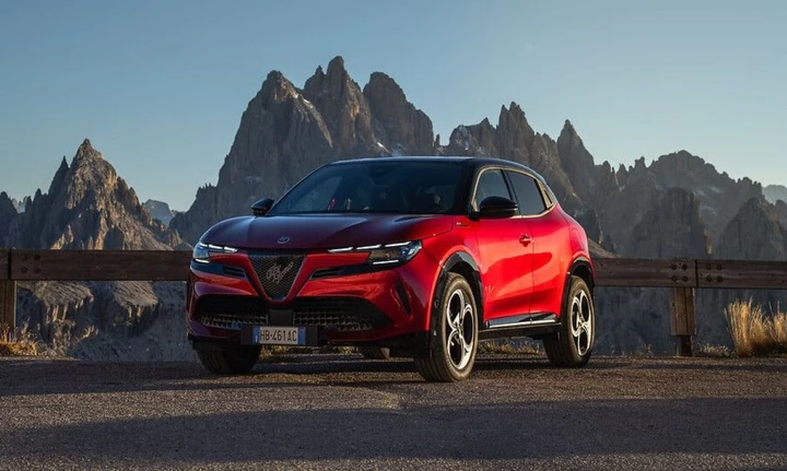 Alfa Romeo Junior Sport Speciale, cosa offre il nuovo allestimento