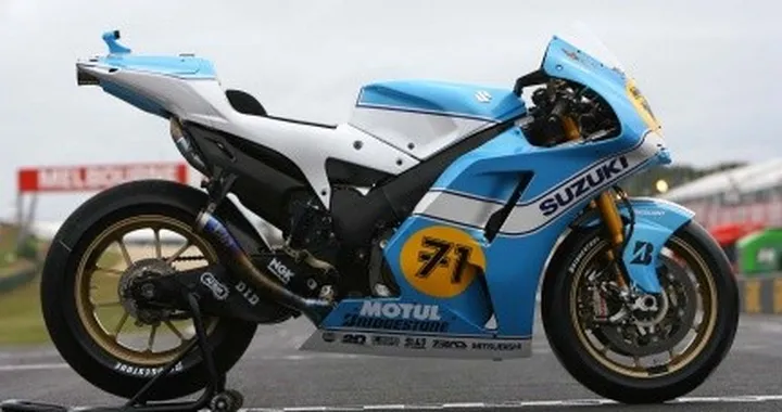 Suzuki GSV-R di Chris Vermeulen Replica Barry Sheene