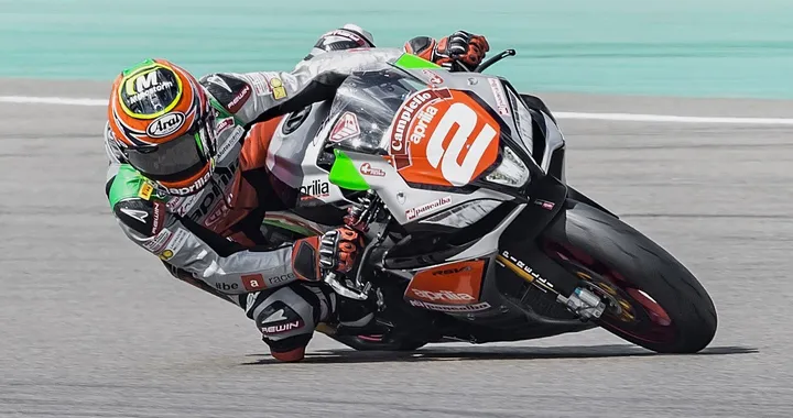 STK1000: Tamburini 1° nelle libere FP1 di Misano