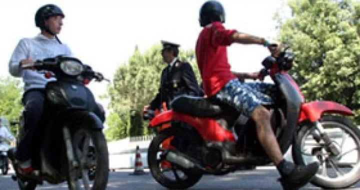 Milleproroghe: foglio rosa per motorini e minicar