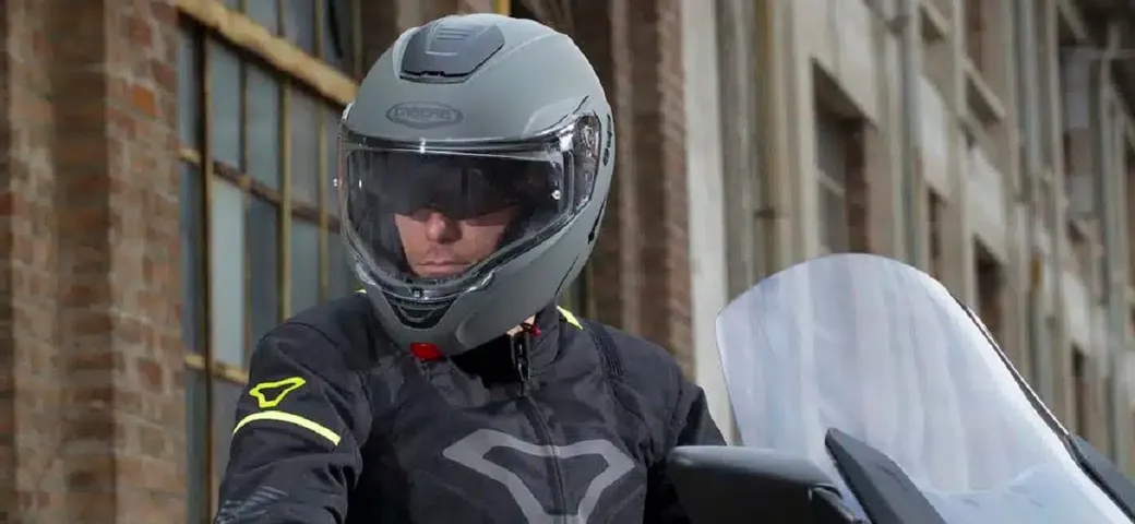 Caberg Horus X: il nuovo casco è l'ideale sia per la città che per le gite fuori porta