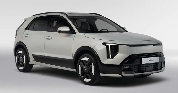 Nuova Kia Niro 2026: addio plug-in ed elettrica, ora il SUV è solo full hybrid: i prezz