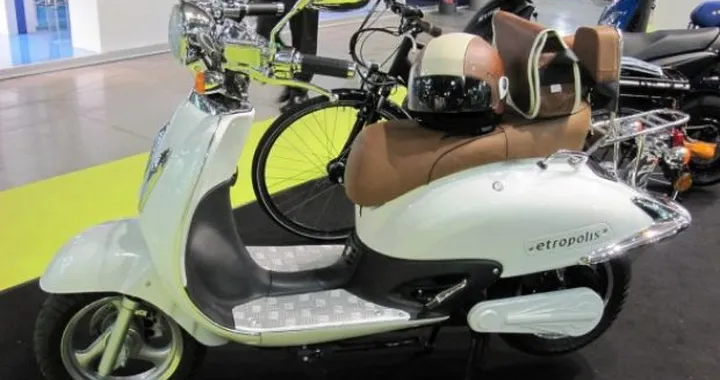 Novità E-Tropolis 2013 - Salone EICMA di Milano