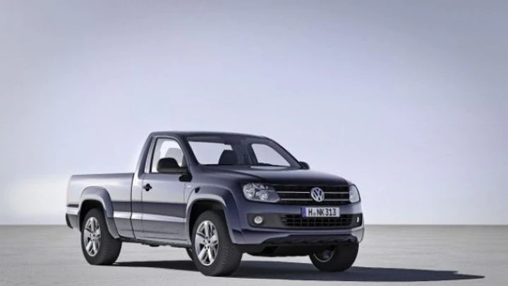 Volkswagen Amarok: prime immagini della variante con cabina singola