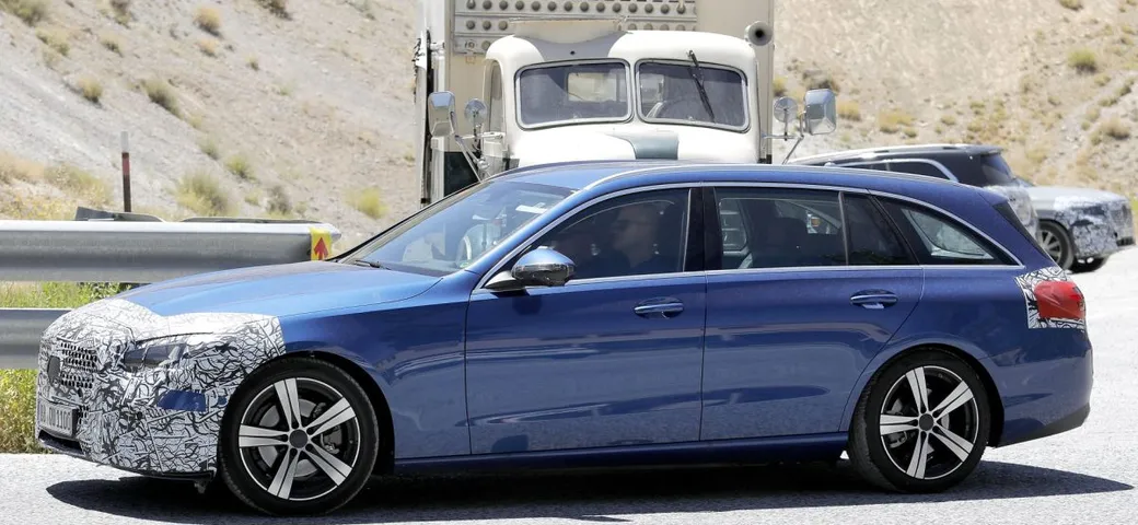 Nuova Mercedes Classe C SW, il facelift è quasi pronto: le novità