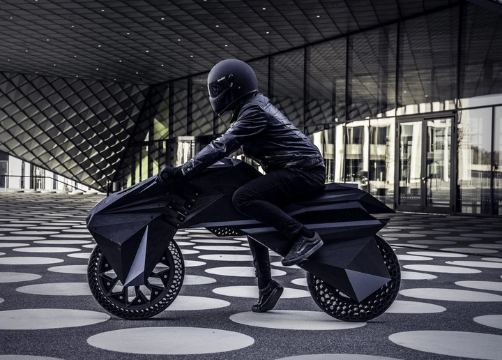 Nera: la moto elettrica stampata in 3D
