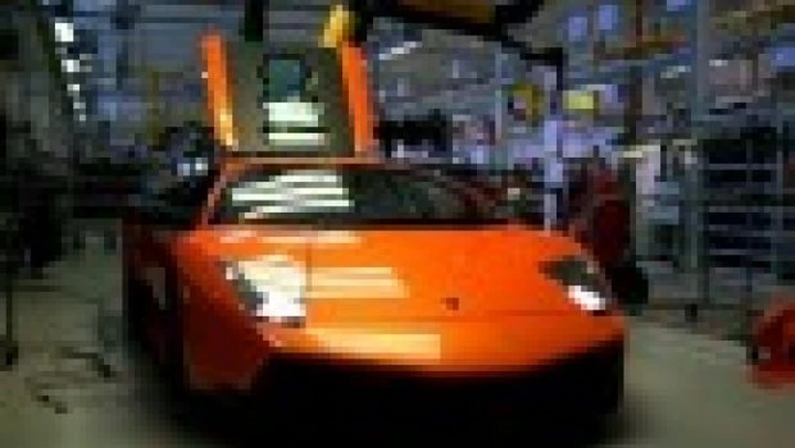 Video: come si costruisce una Lamborghini Murcielago LP670/4 SV