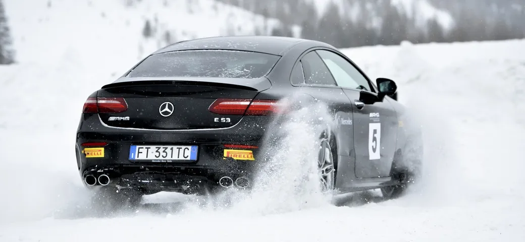 Mercedes-Benz 4MATIC Tour 2020: Winter is our Game