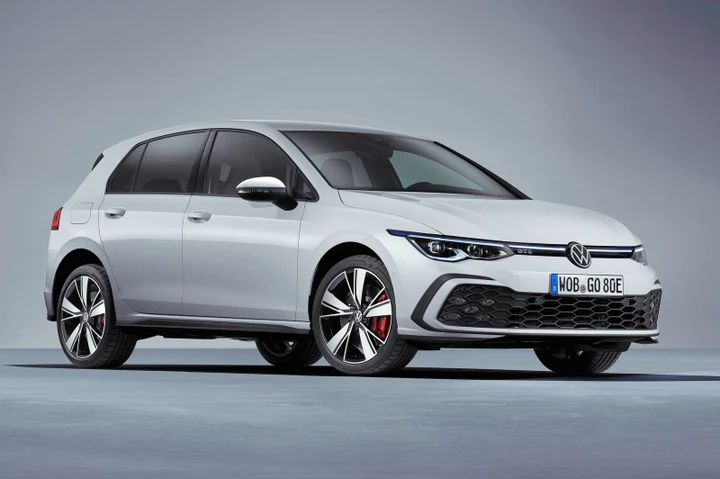 Volkswagen Golf: la versione sportiva R+ sarà ibrida?