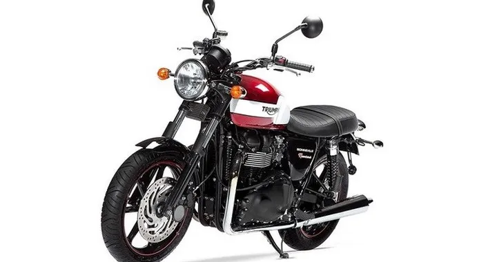 Triumph: promozioni estive per la gamma Classic