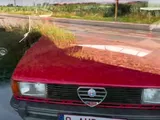Un concessionario Alfa Romeo che è un viaggio nel tempo: 33, 155 e 156 in vetrina