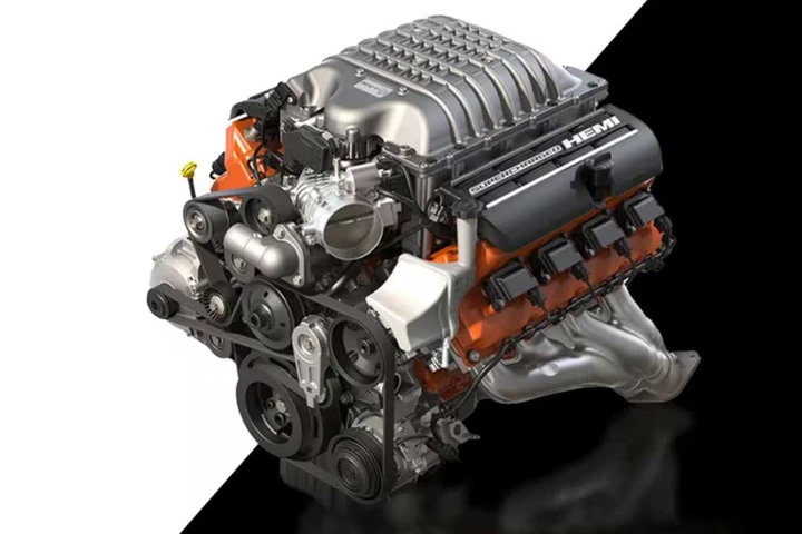 Stellantis prepara il ritorno del V8 HEMI nel 2028 nonostante il nuovo 6 cilindri da 600 CV
