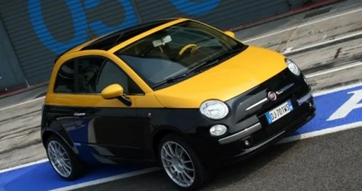 Fiat 500 Aznom: lusso bicolore