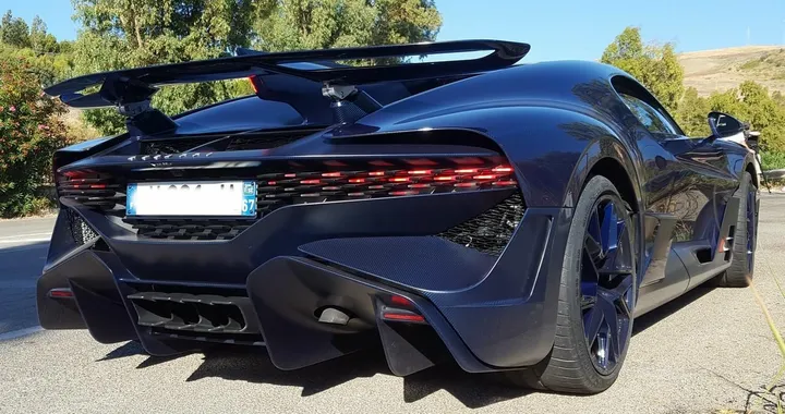 Bugatti Divo sul circuito della Targa Florio [Foto]