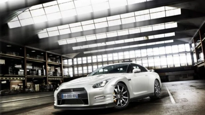 Nissan: nuova lega di acciaio ultra resistente