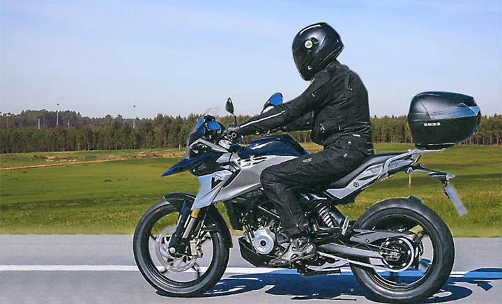 BMW R 310 GS 2017: foto spia