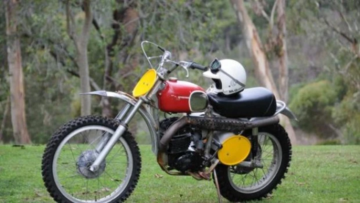 Amarcord: Husqvarna 400 Cross di Steve Mc Queen