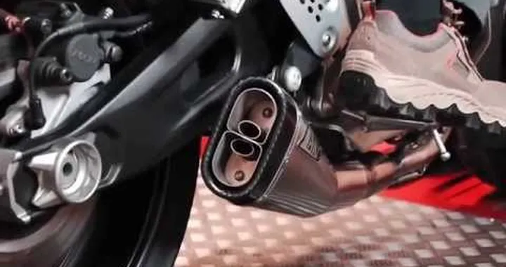 Yamaha MT-07 + Zard Exhaust