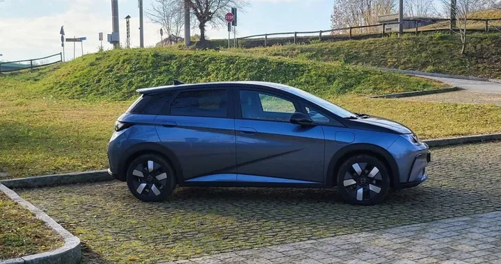 Arriva in Europa la BYD Dolphin G: PHEV compatto prodotto in Ungheria