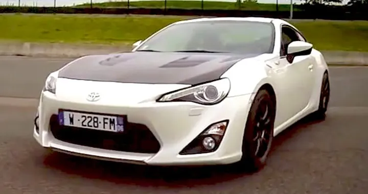 Toyota GT 86 HKS: il sound dei 400 cavalli in video