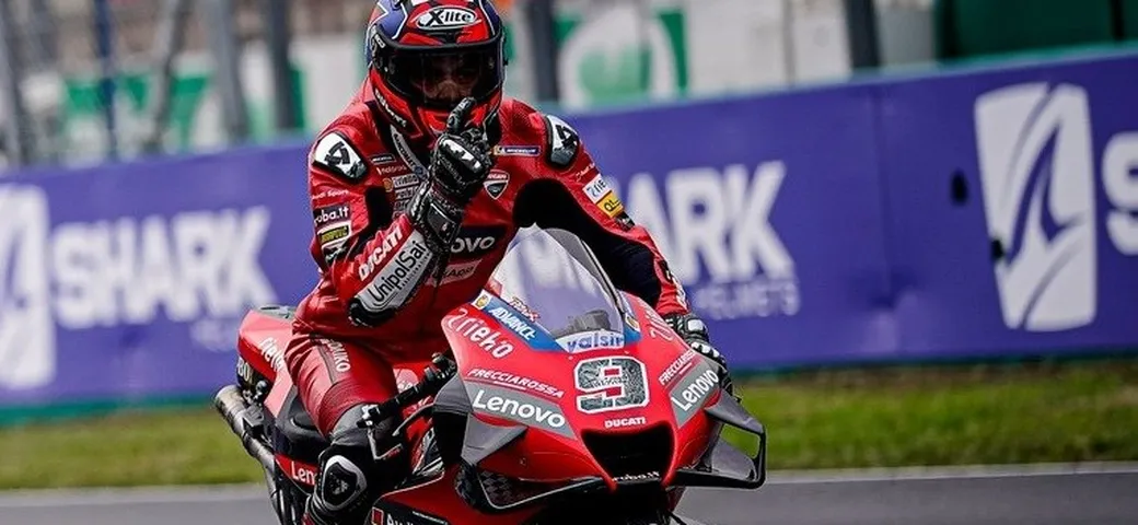 MotoGP: Danilo Petrucci trionfa a Le Mans