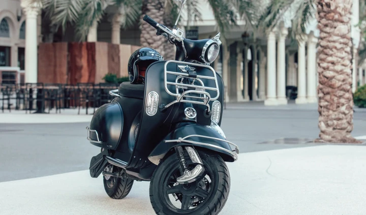 One-Moto Electa: gemella elettrica della Vespa