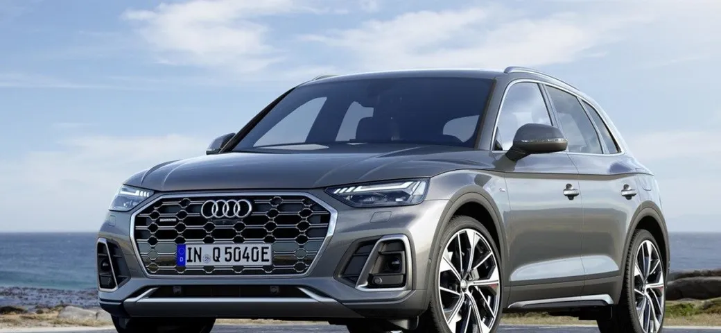 Audi Q5 TFSI e: i prezzi 2021 del SUV ibrido plug-in