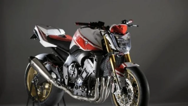 Yamaha FZ1 Abarth Assetto Corse: la giapponese con lo scorpione