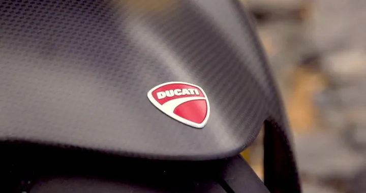 Monster 1200 S 2014 su strada