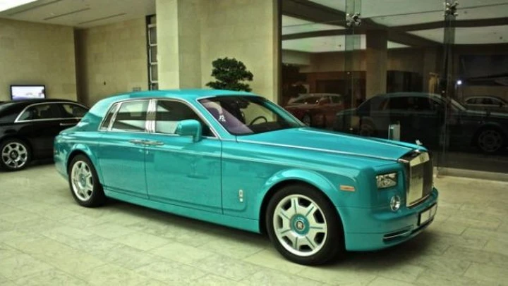 Rolls-Royce: una Phantom turchese per la famiglia reale del Qatar?