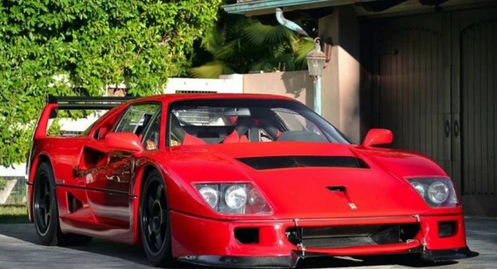 La Ferrari F40 diventa LM. E circola anche su strada