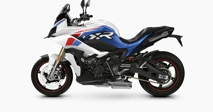 BMW aggiorna la gamma con i modelli 2021: nuove configurazioni e colorazioni