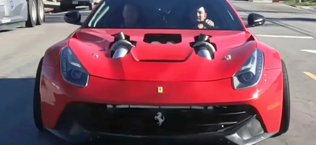 Spingono la Ferrari F12 Berlinetta fino a 1.300 CV e la portano a Maranello