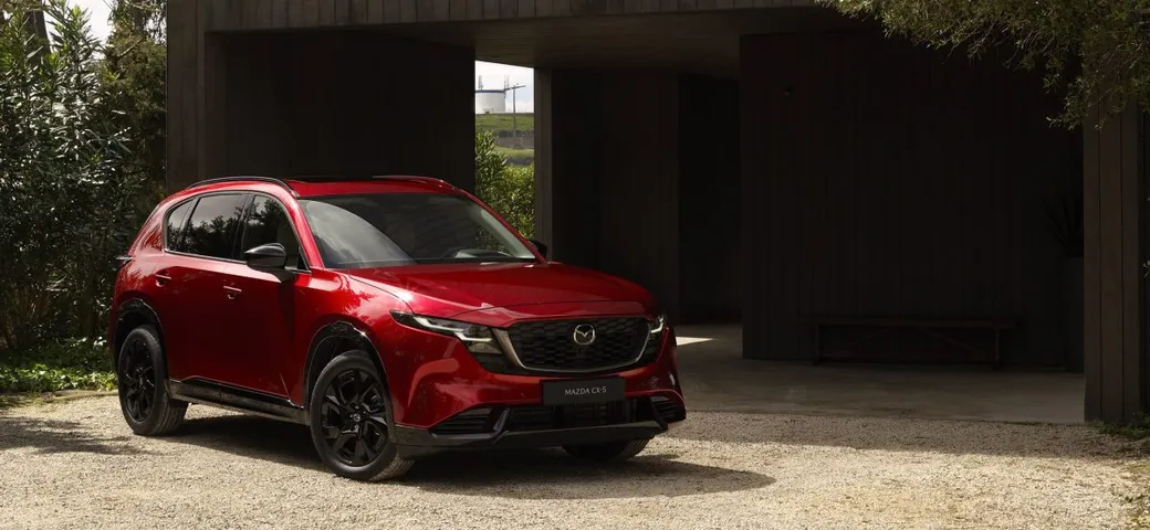 Mazda CX-5, debutta la terza generazione: prezzo fissato a 35.900 euro