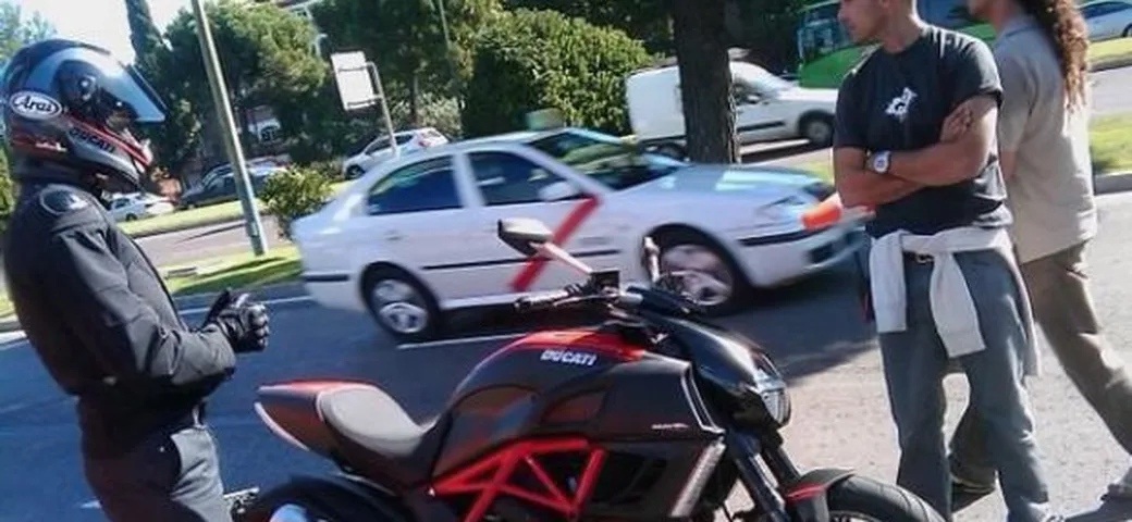 La Ducati Diavel svela i suoi colori