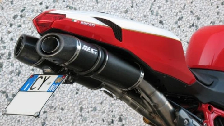 Silenziatori slip-on SC-Project per Ducati Superbike 848, 1098 e 1198