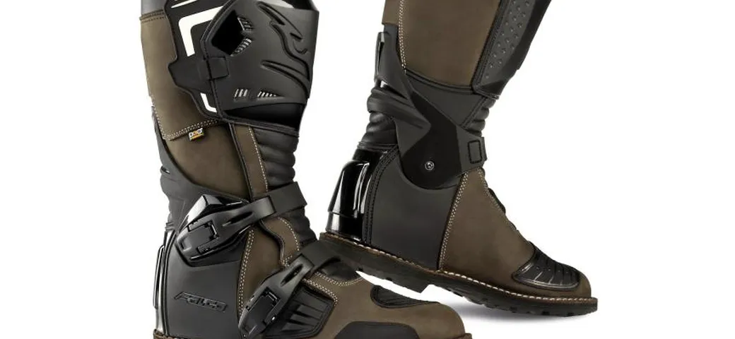 EICMA 2014: stivali Falco Avantour dual-use